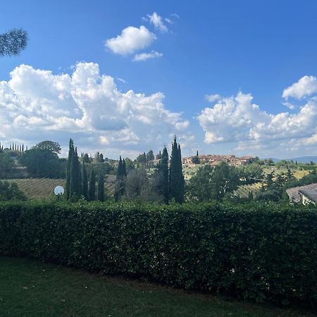 Castel Pietraio Villa มอนเตริจโจนี ภายนอก รูปภาพ