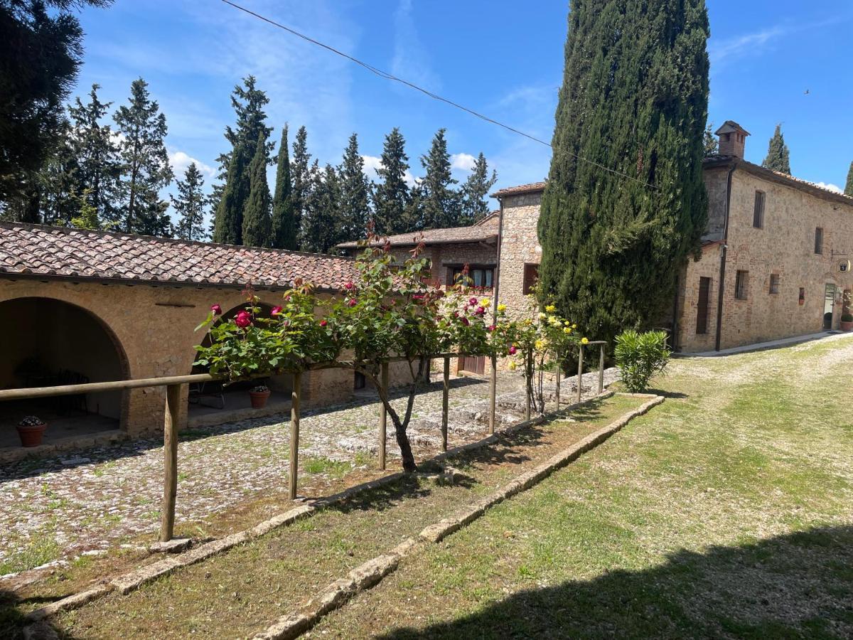 Castel Pietraio Villa มอนเตริจโจนี ภายนอก รูปภาพ