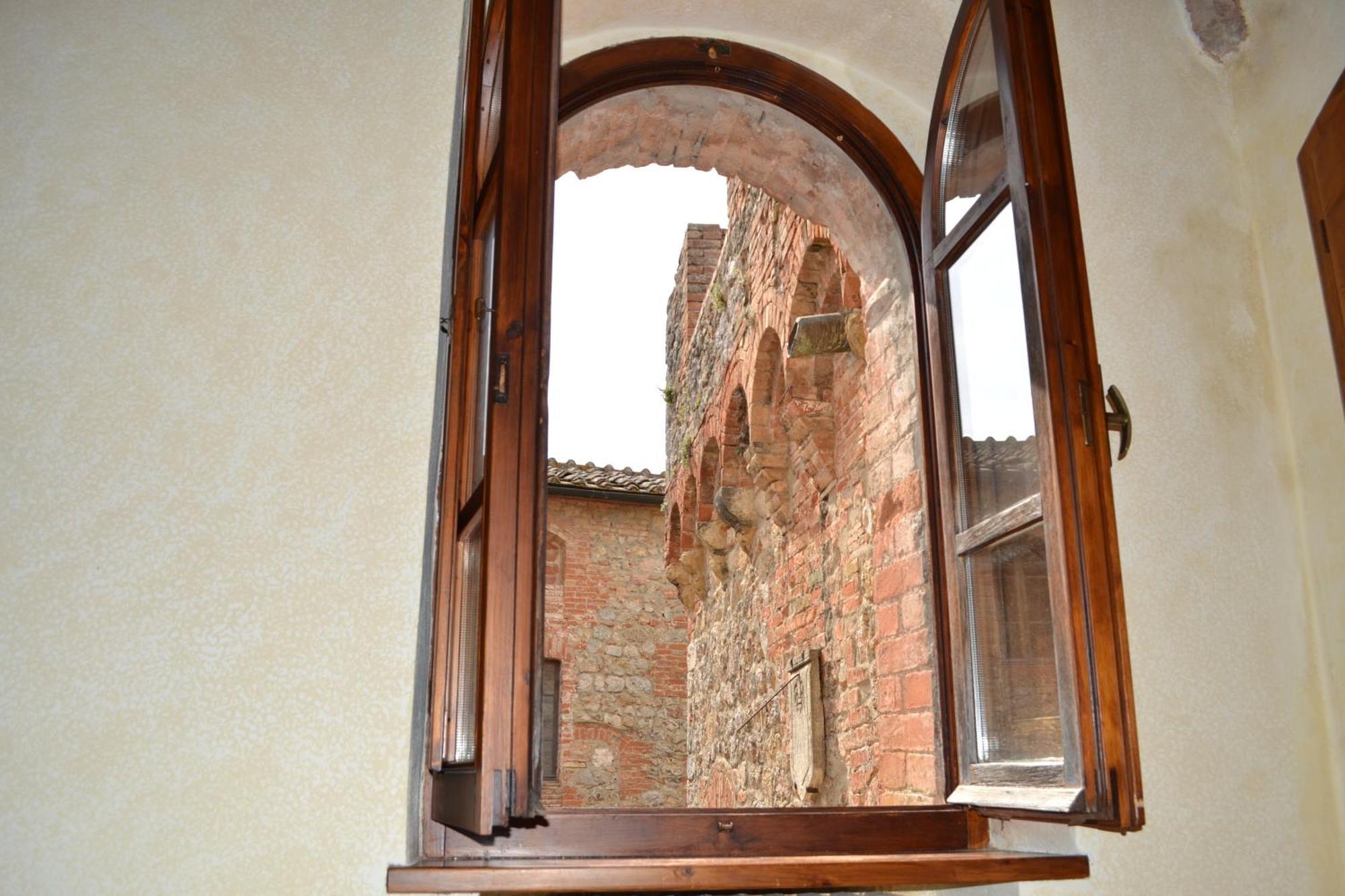 Castel Pietraio Villa มอนเตริจโจนี ห้อง รูปภาพ