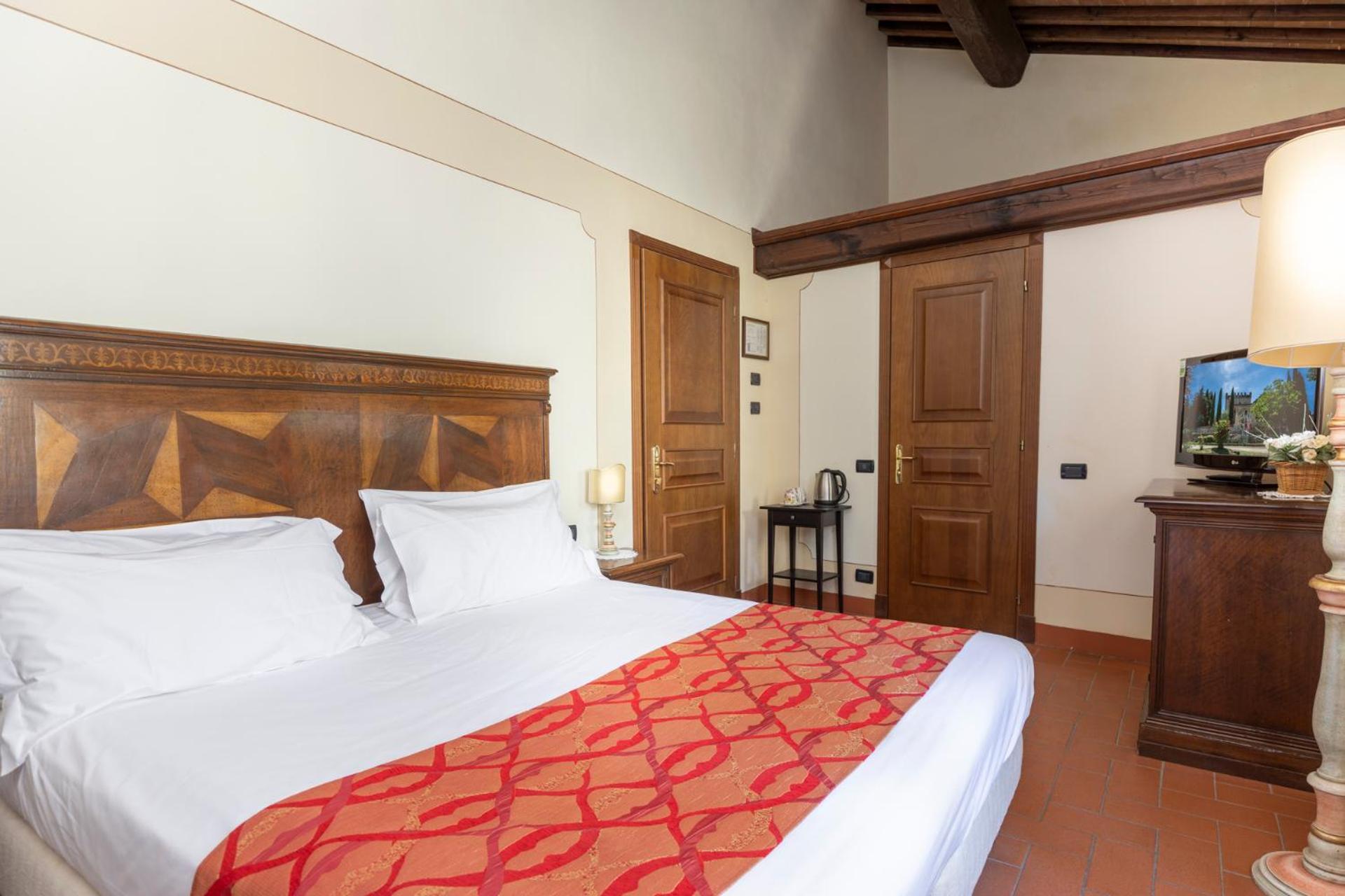 Castel Pietraio Villa มอนเตริจโจนี ห้อง รูปภาพ