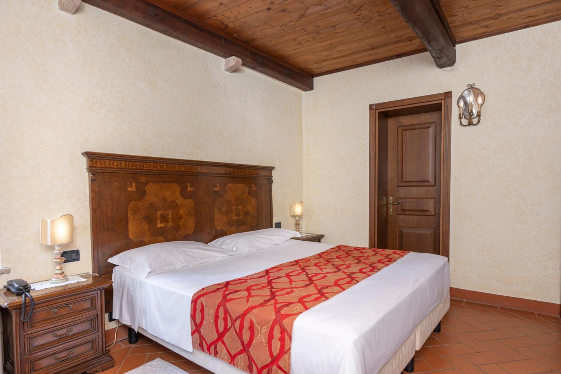 Castel Pietraio Villa มอนเตริจโจนี ห้อง รูปภาพ